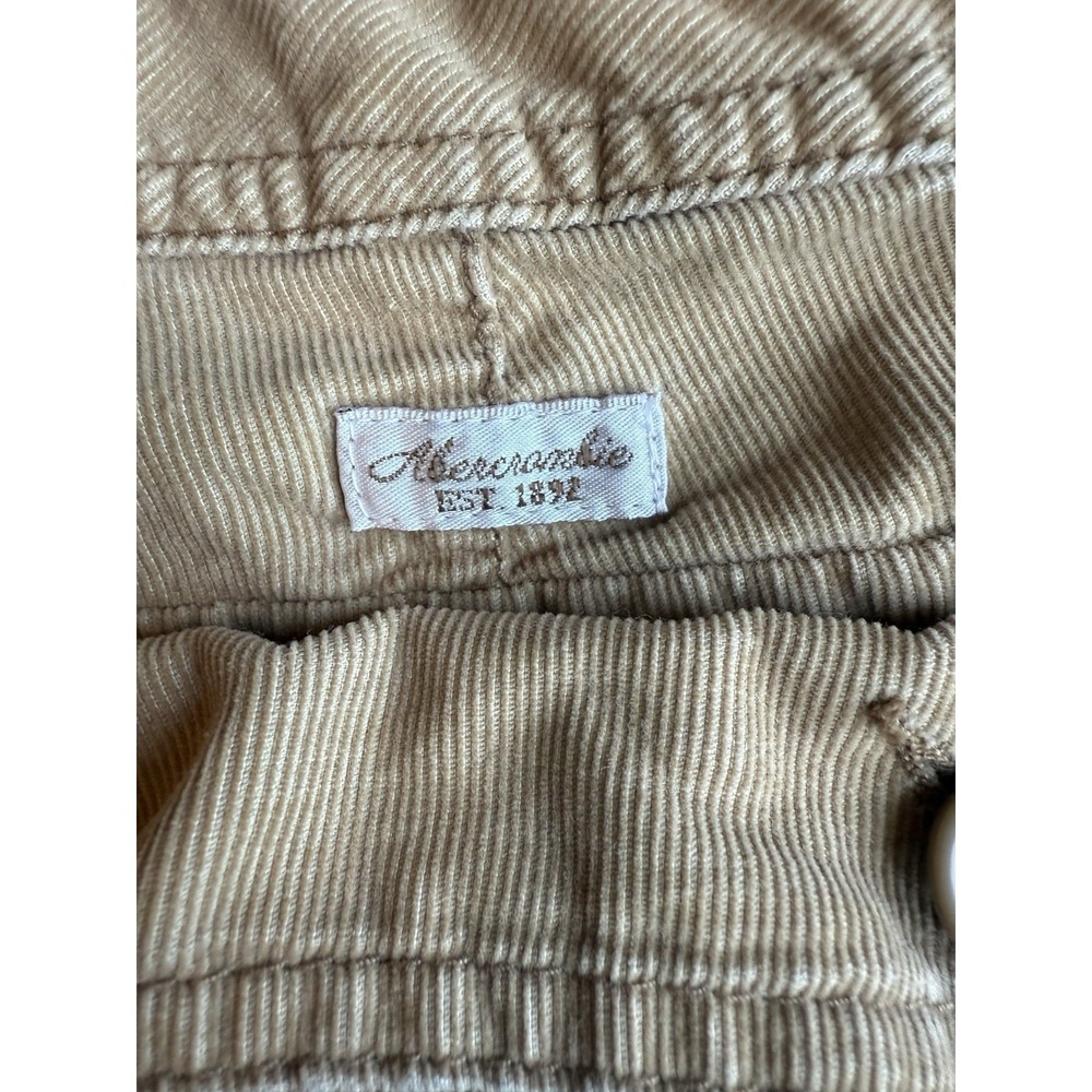 Abercrombie & Fitch Tan Cargo Shorts - Picture 3 of 8